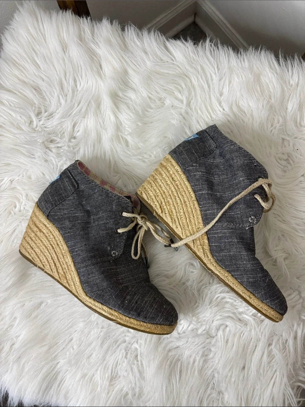 Toms Light Blue Gray Lace-Up Wedge Espadrille Size 7.5